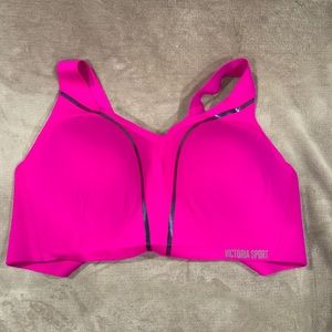 Victoria’s Secret sports bra perfect condition